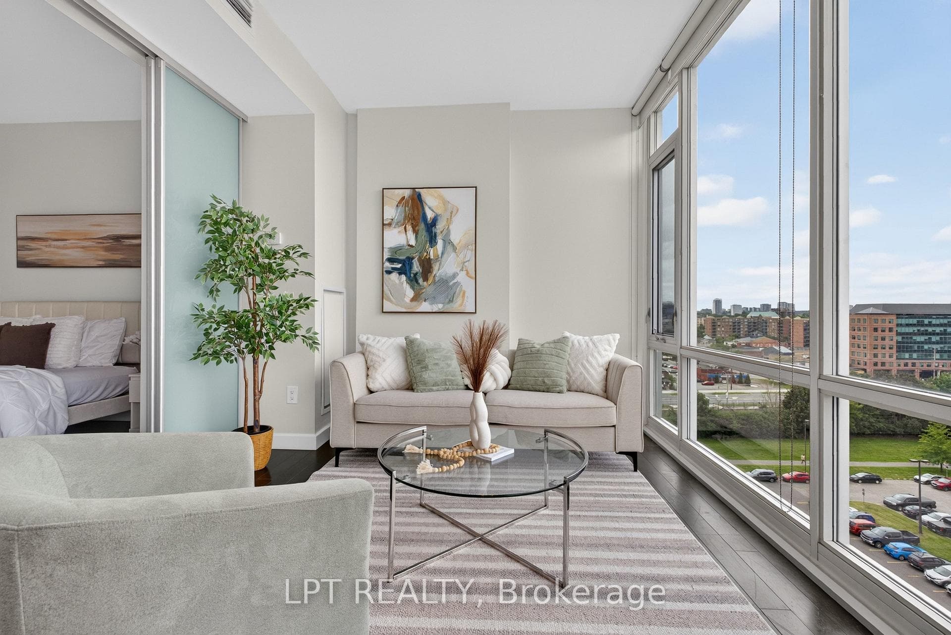 201 Parkdale Avenue Unit 1004 photo 6