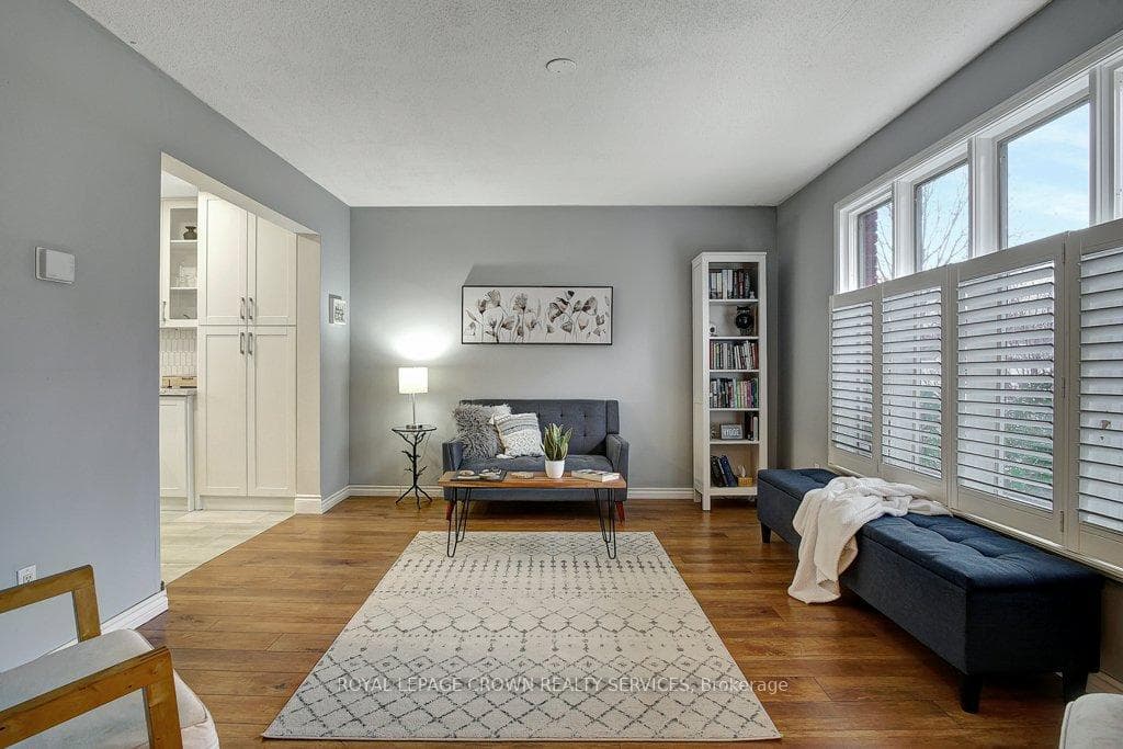 15 Ashwood Drive photo 4