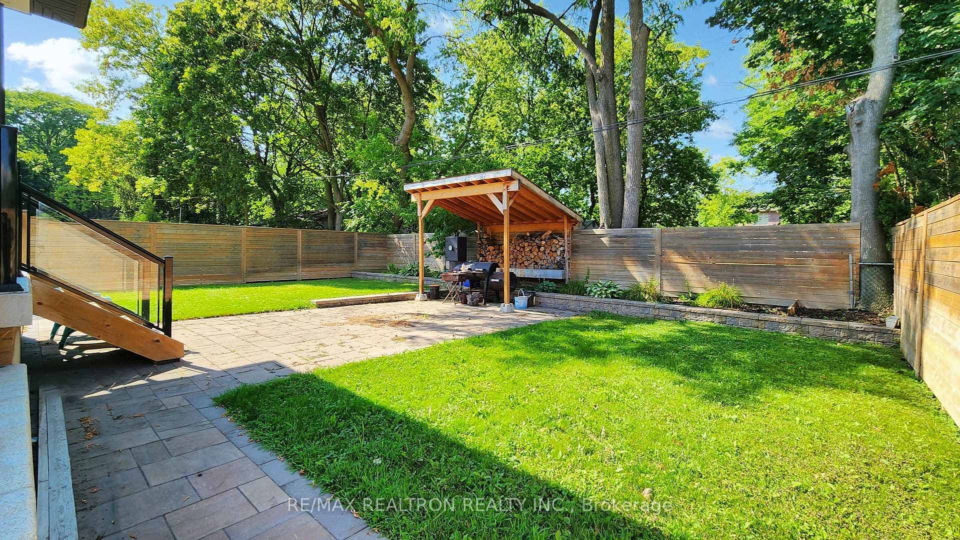 128 Betty Ann Drive photo 28