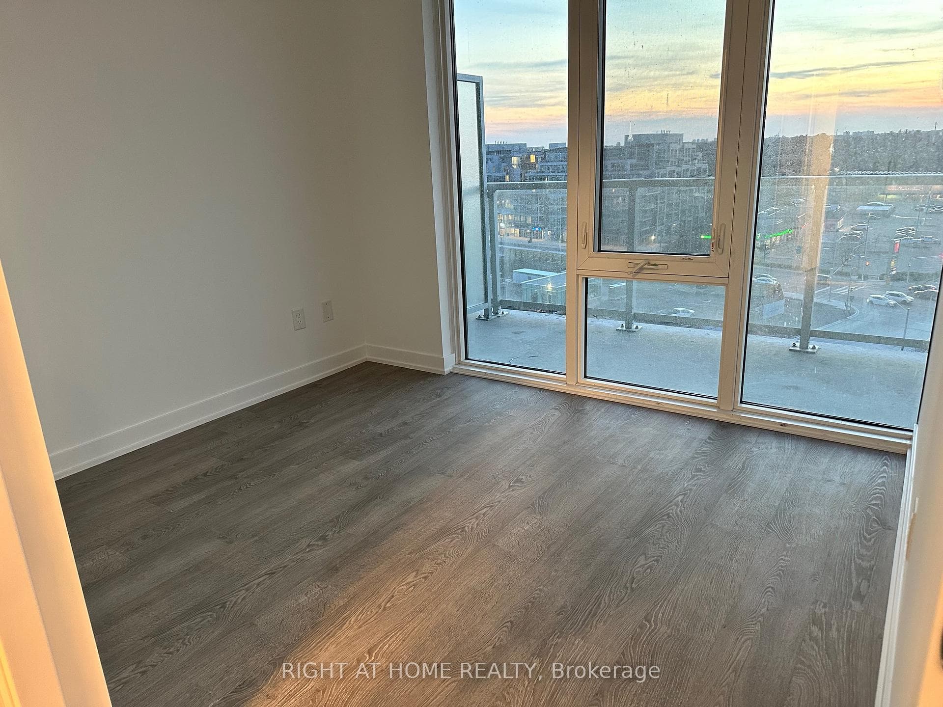 220 Missinnihe Way Unit 914 photo 19