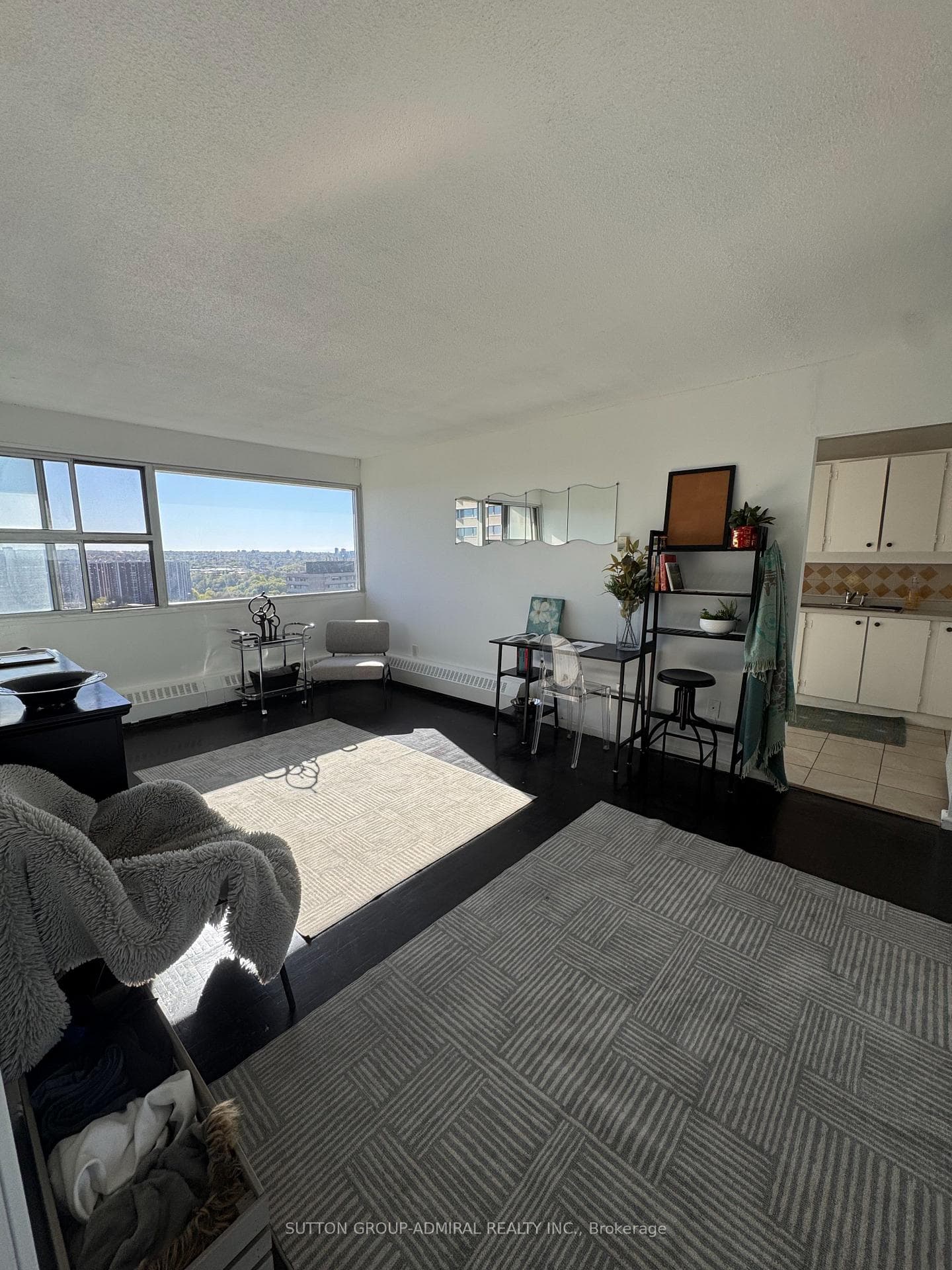 715 Don Mills Road Unit 2405 photo 5