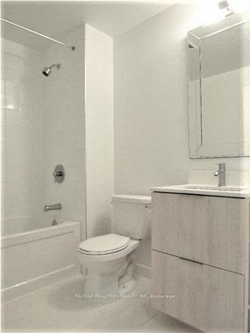 52 Forest Manor Road Unit 206 photo 13