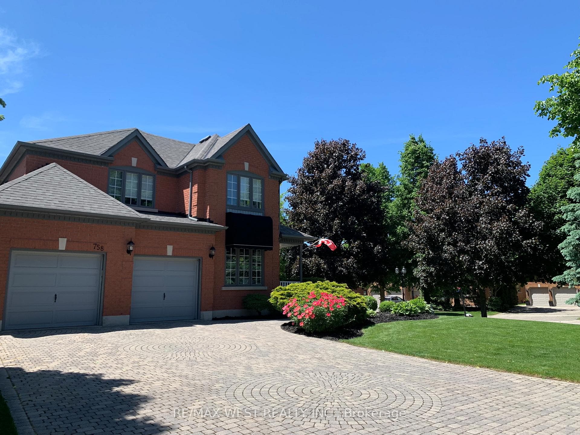 758 Exceller Circle photo 3