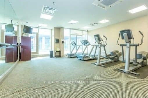 30 Grand Trunk Crescent Unit 1515 photo 17