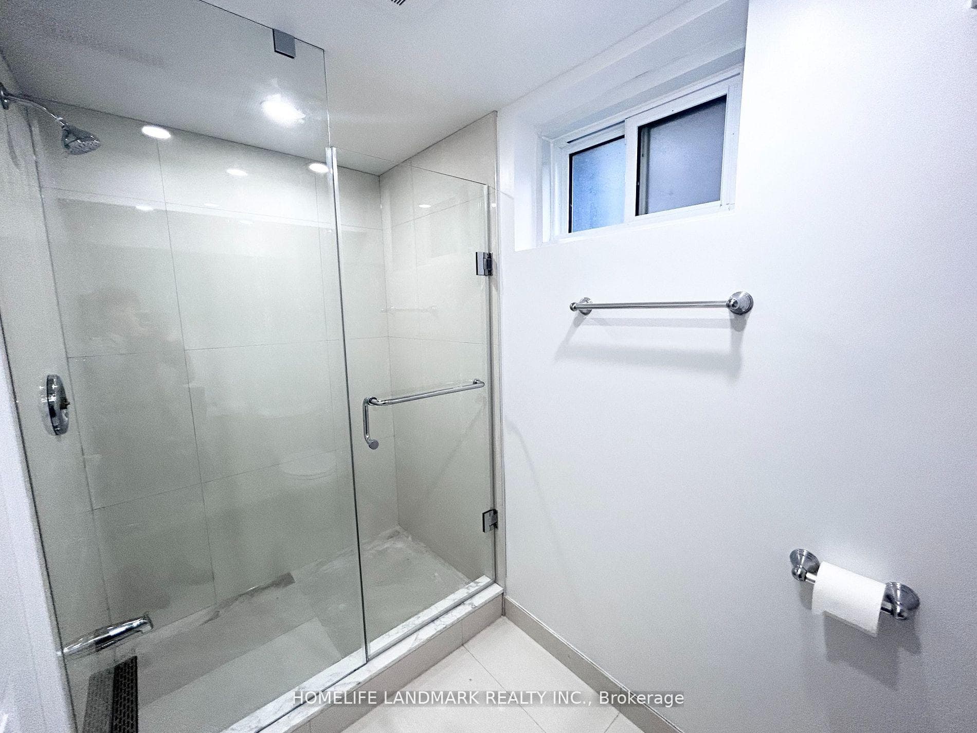 18 Summerfeldt Crescent photo 20