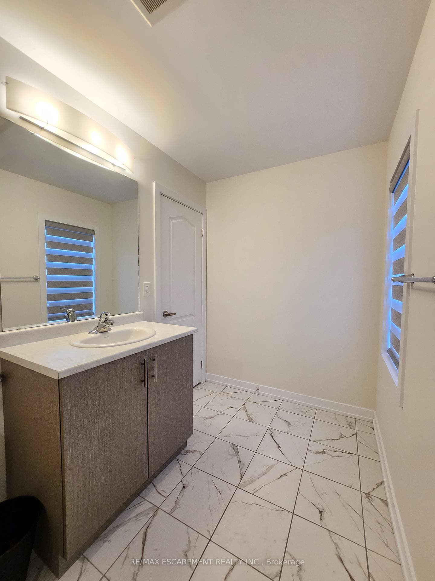 173 Wilmot Road photo 33