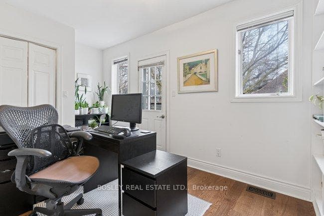 3rd bed used an an office