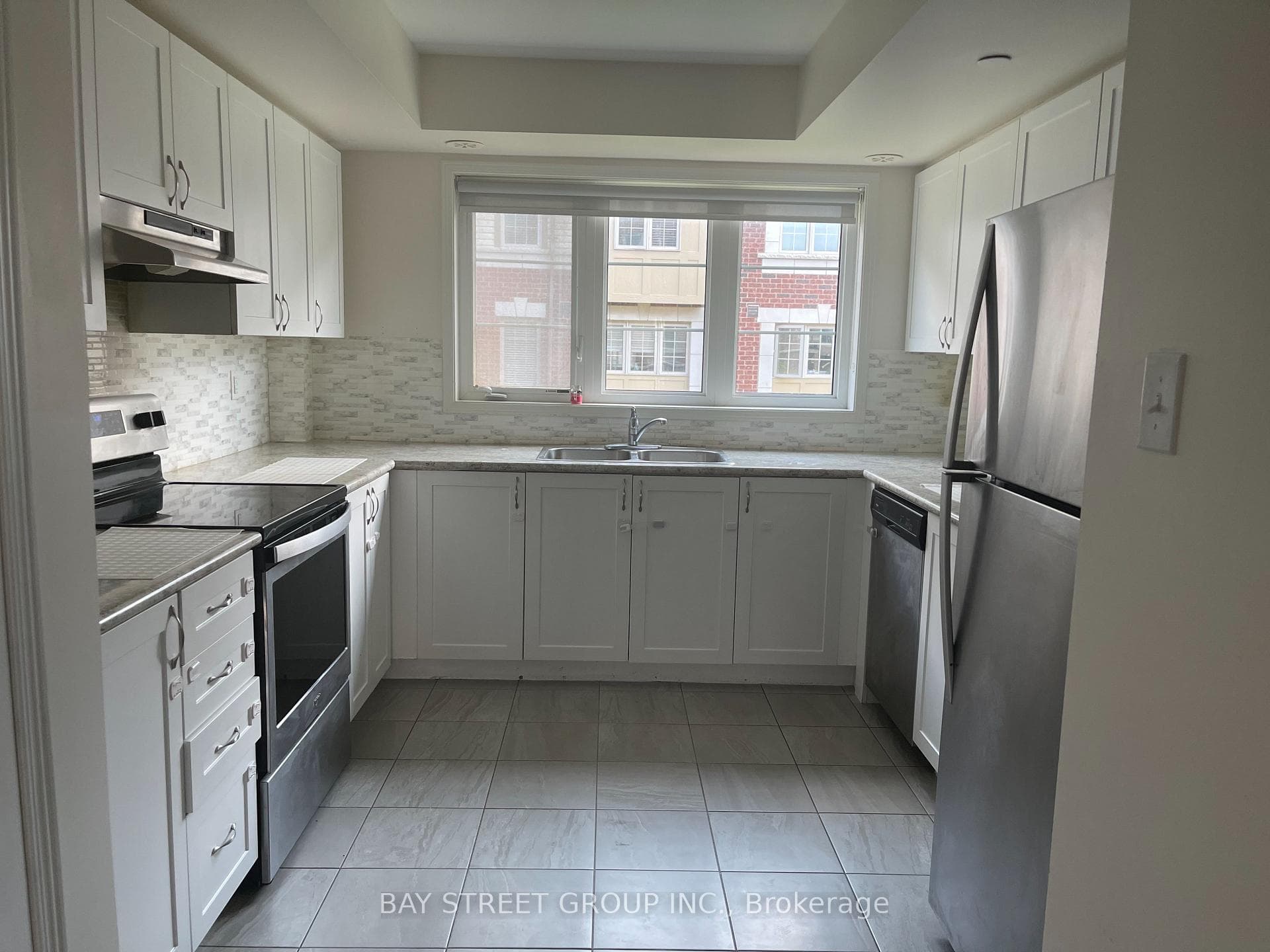2629 Eaglesham Path photo 6
