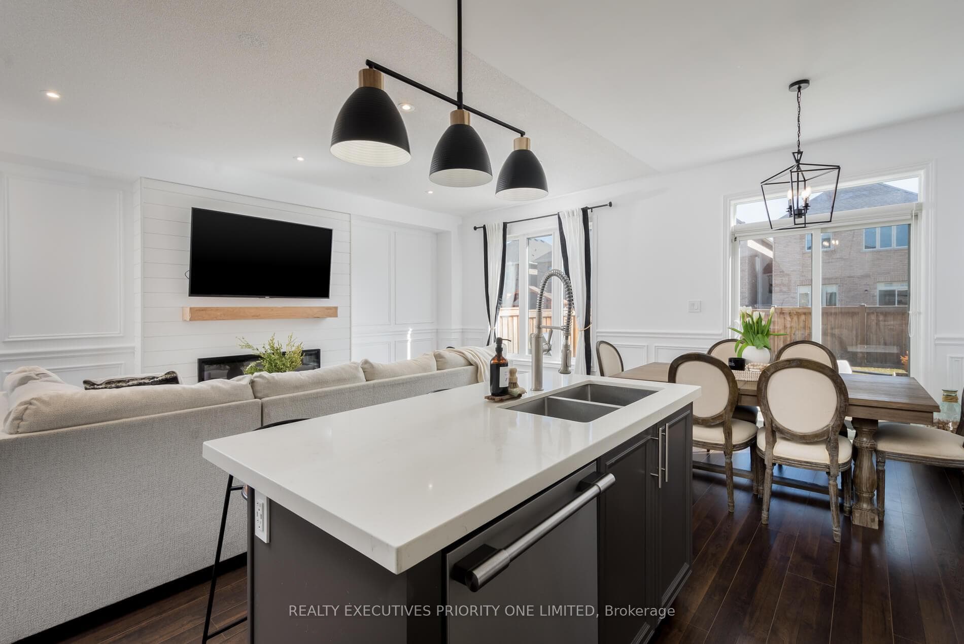 45 Prady Lane photo 12