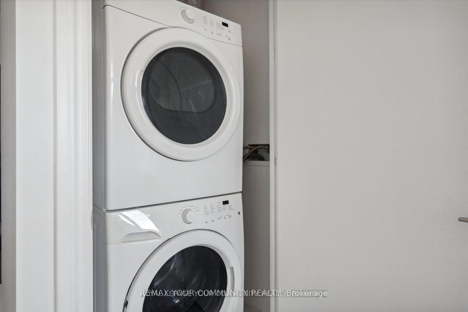 9471 Yonge Street Unit 230 photo 23