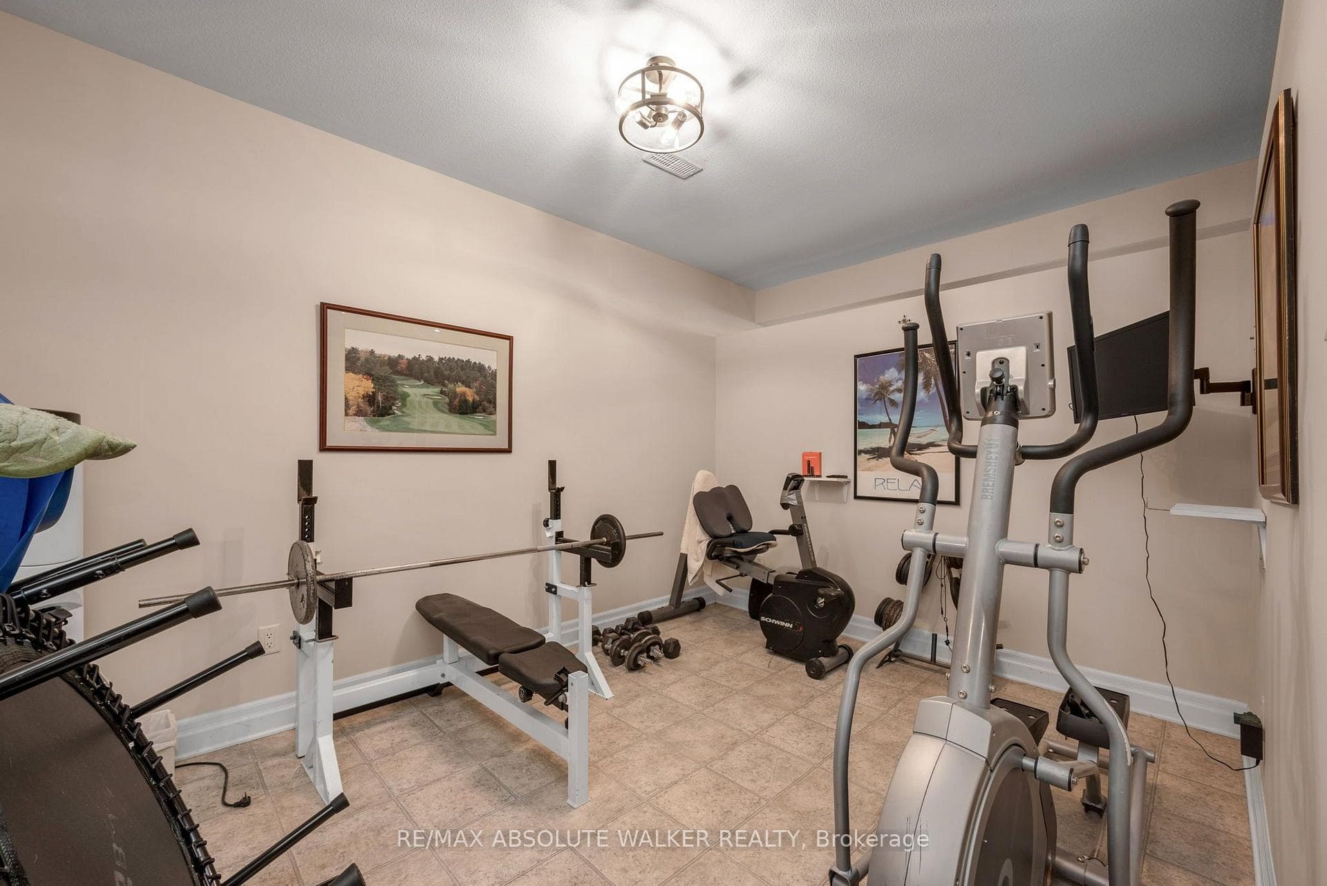 667 Everlasting Crescent photo 34