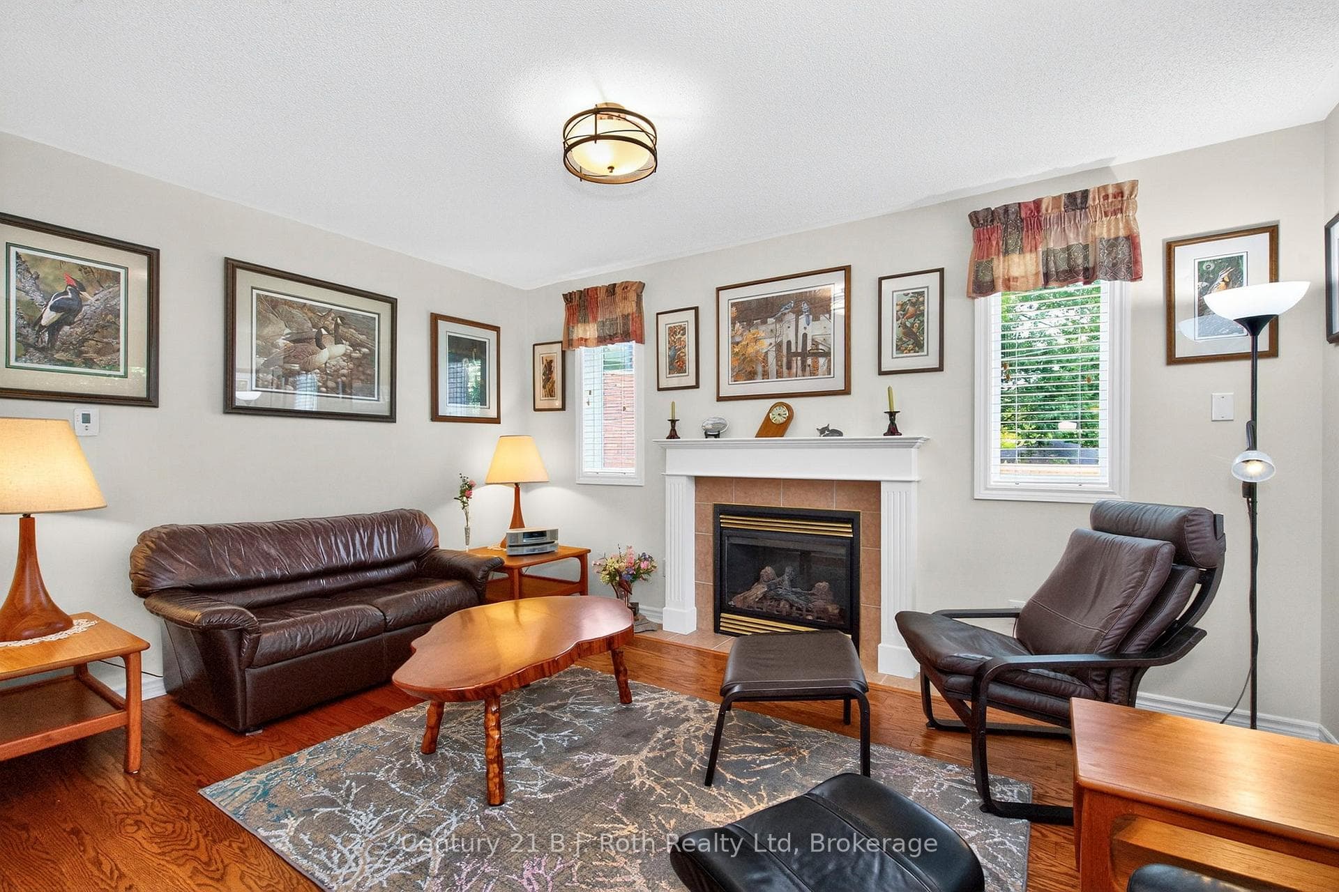 997 Whitney Crescent photo 15