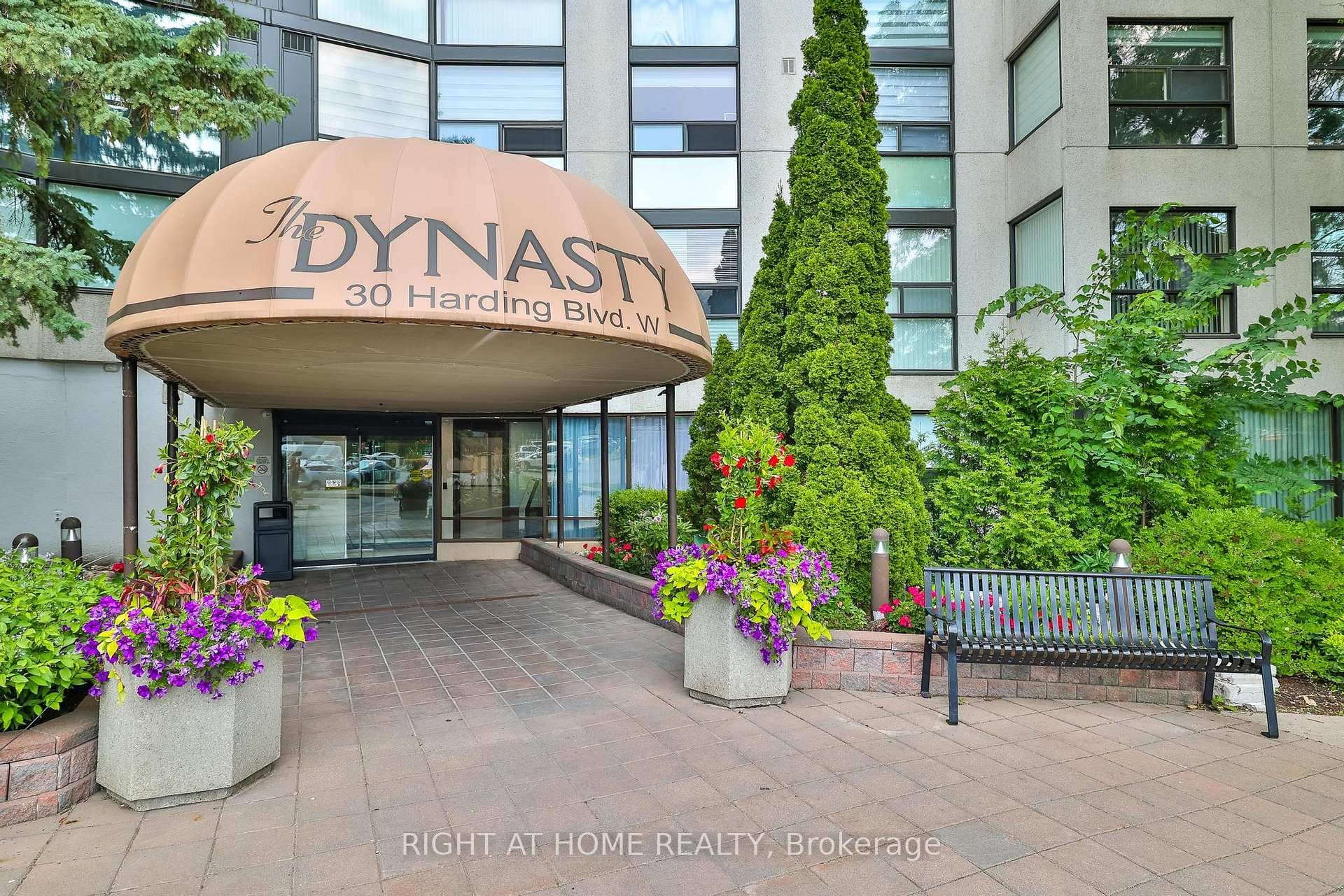 FRONT OF CONDO