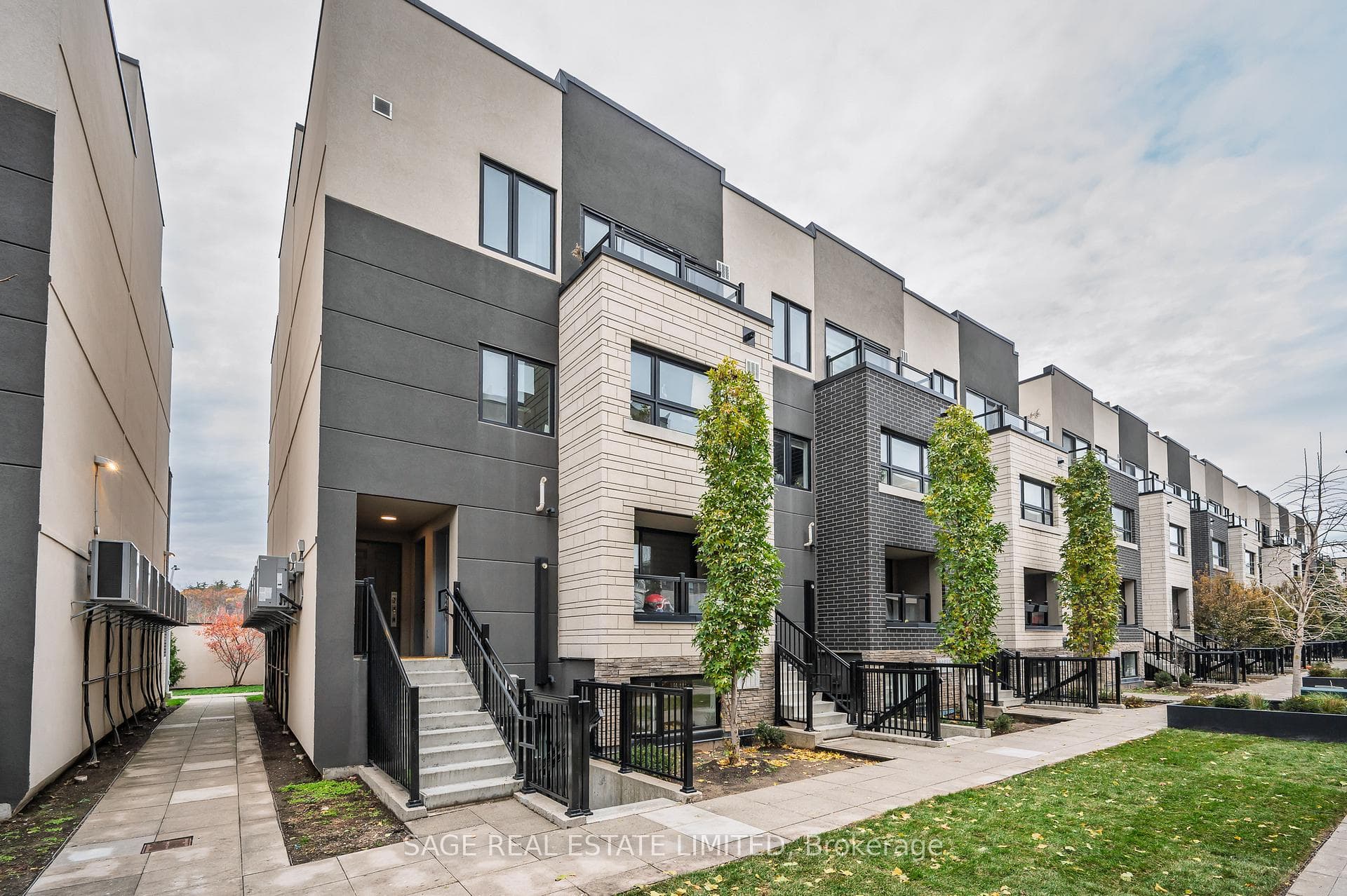 1137 Cooke Boulevard Unit 201 photo 4