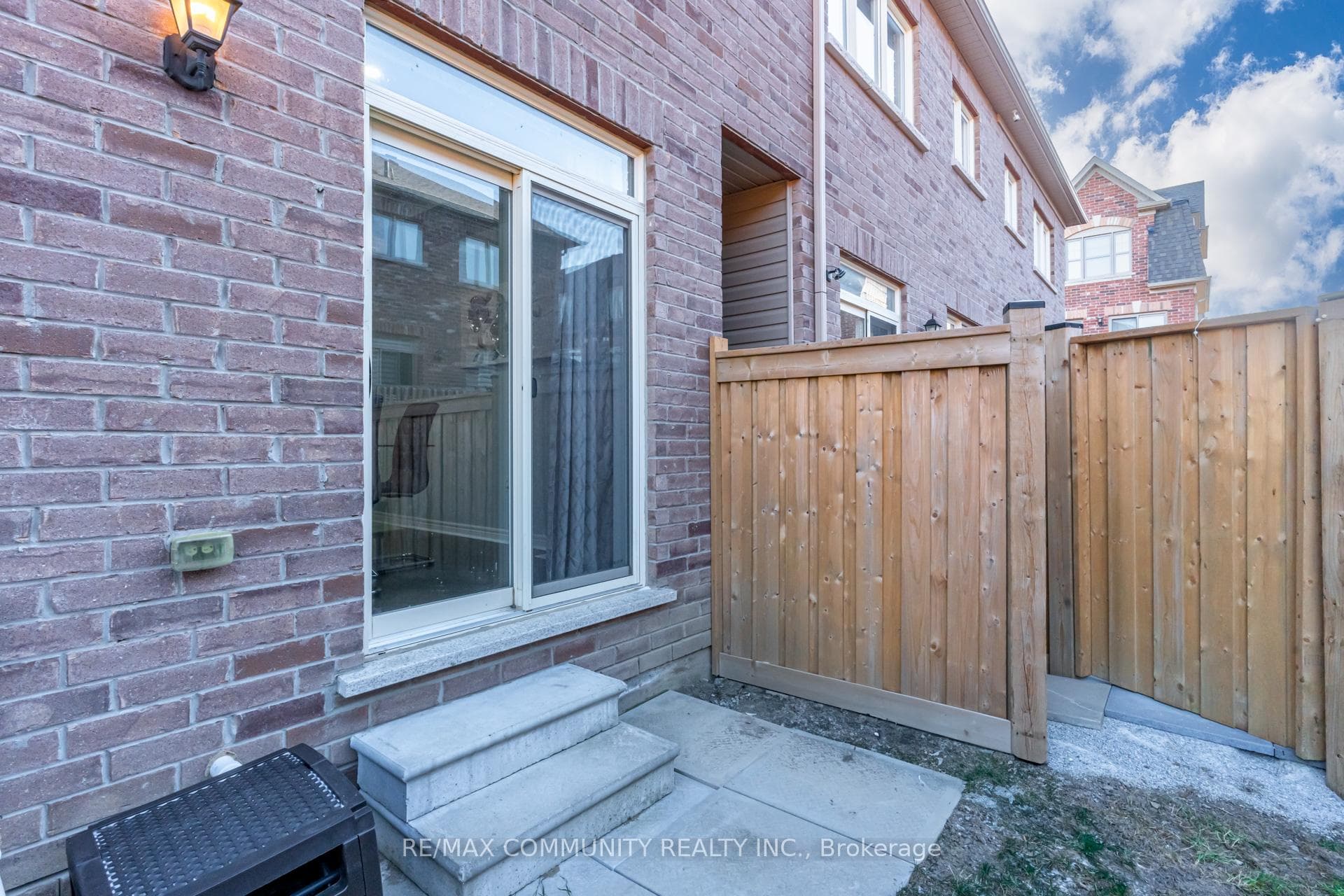 31 Padbury Trail photo 38