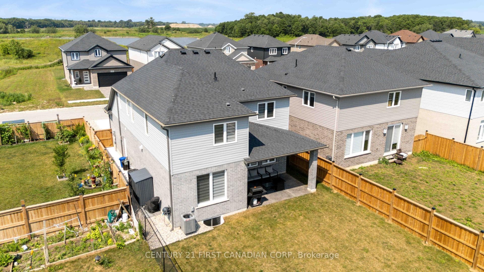 68 Rosina Lane photo 45