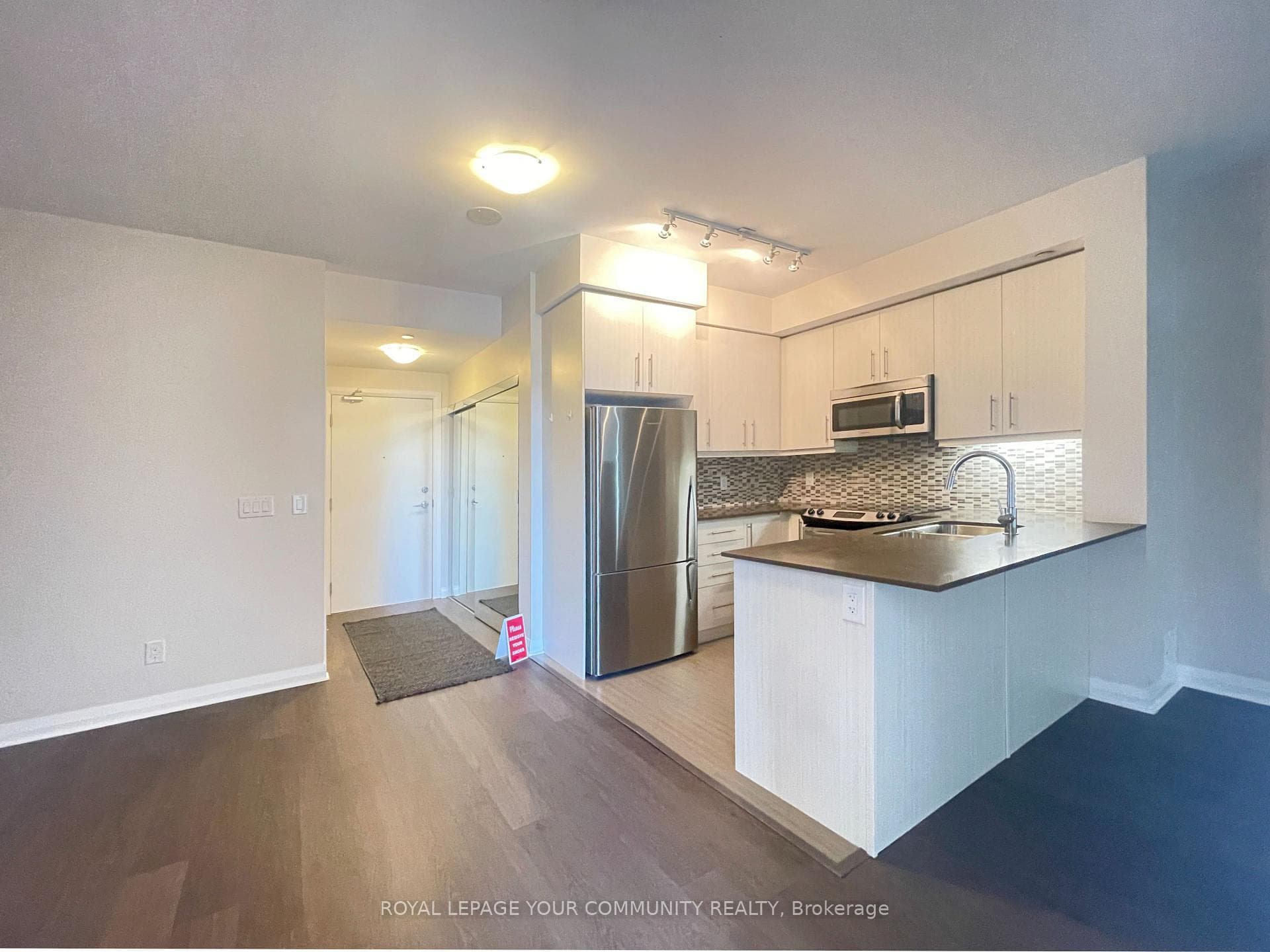 55 Oneida Crescent Unit 1407 photo 5