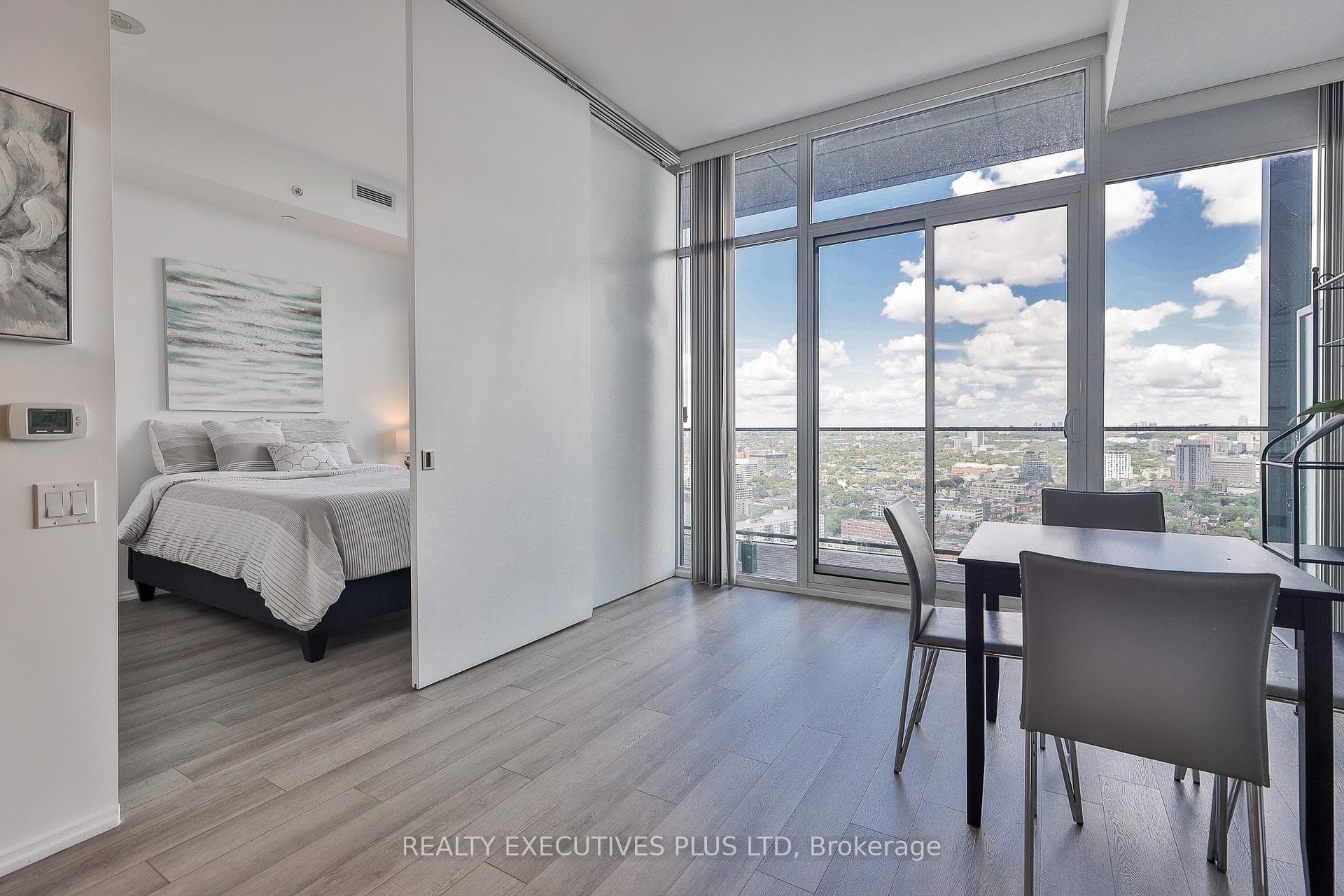 125 Peter Street Unit 3604 photo 12