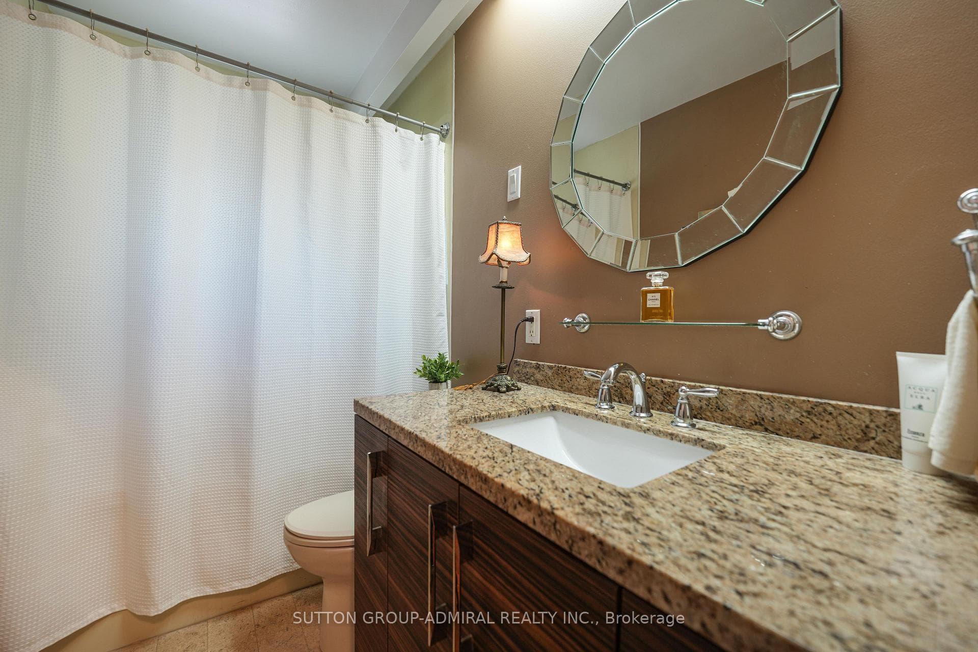 41 Hamptonbrook Drive photo 32