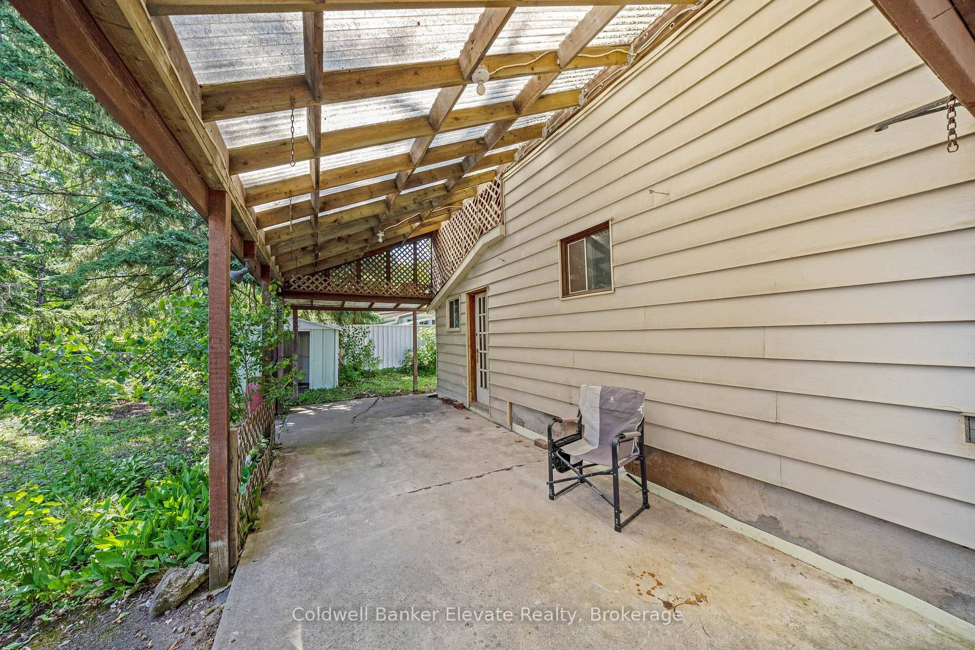 53 Willow Street photo 42