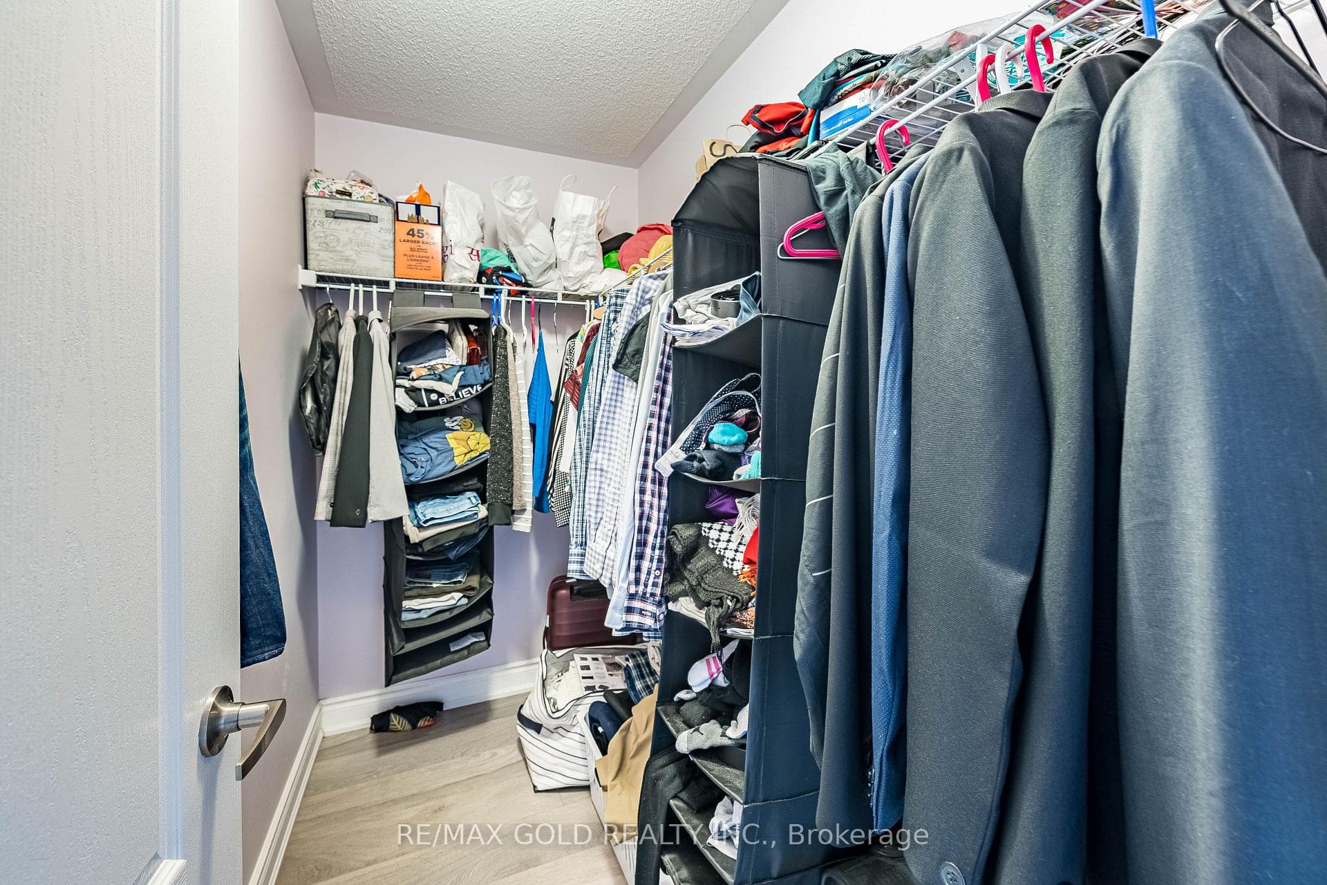26 Robert Parkinson Drive photo 26