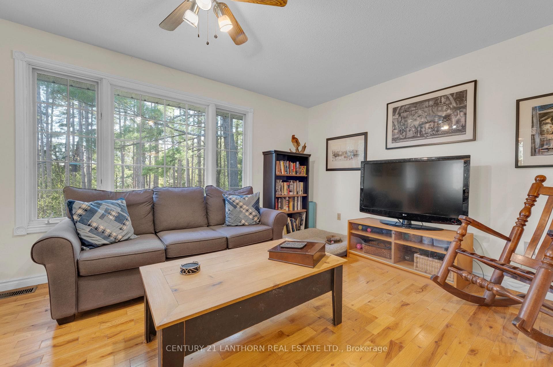 1165 Barry Road photo 20