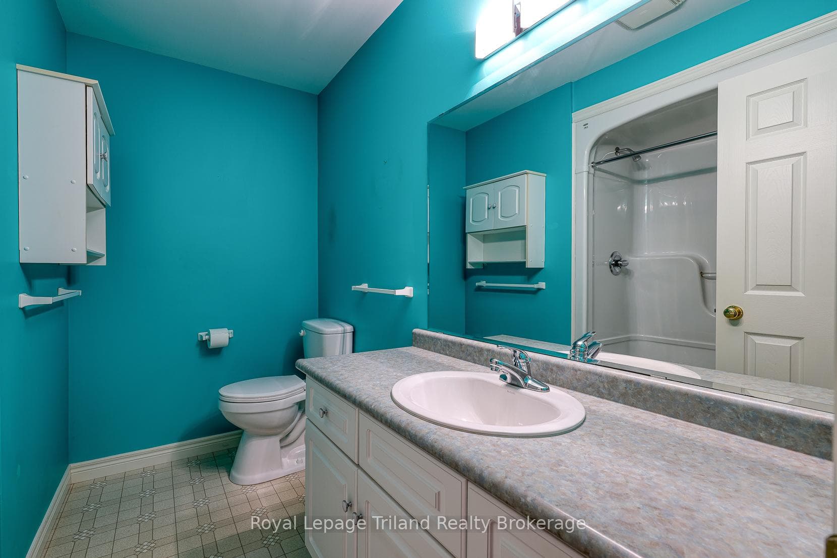 245 Falcon Drive photo 24
