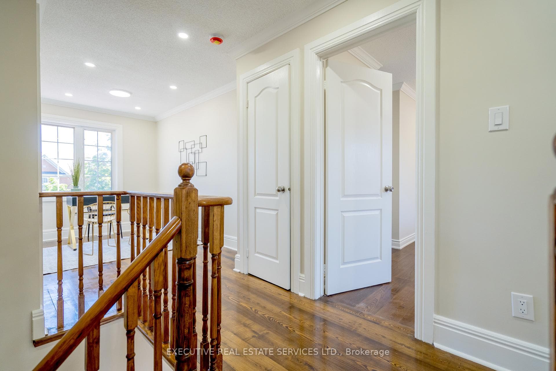 30 Hiberton Crescent photo 21