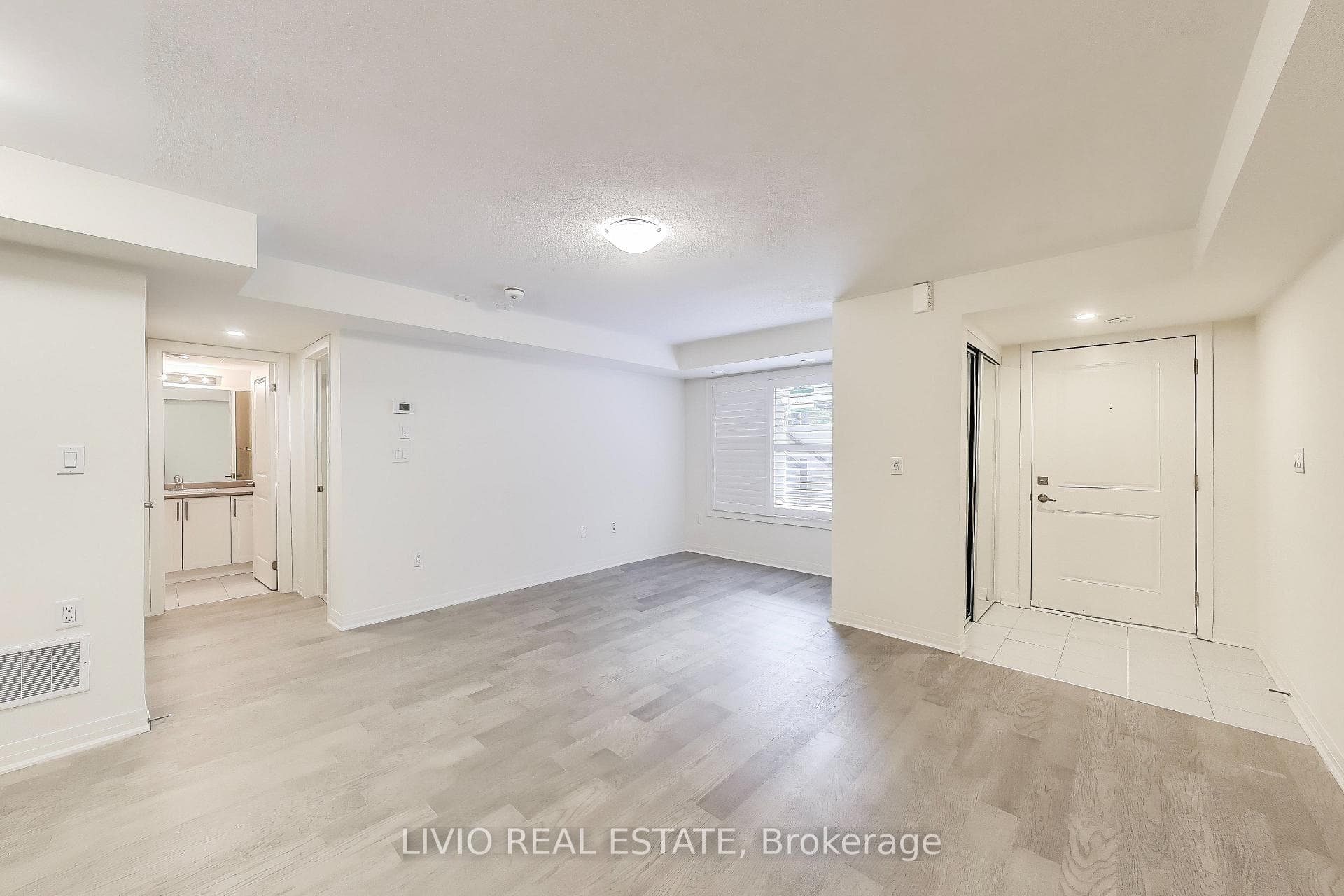 14 Lookout Drive Unit A photo 11
