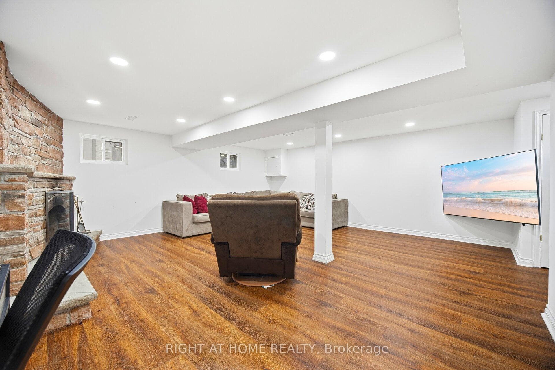 423 Melores Drive photo 33