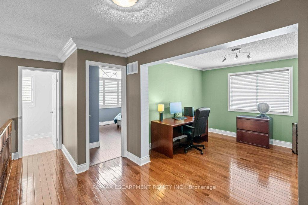 1560 Rixon Way photo 26