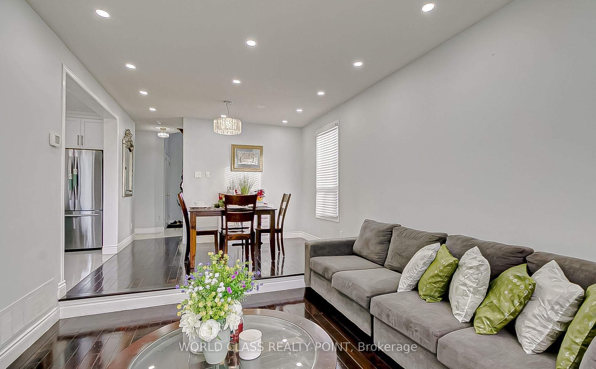 471 Cobblehill Drive Unit (Upper Portion) photo 8