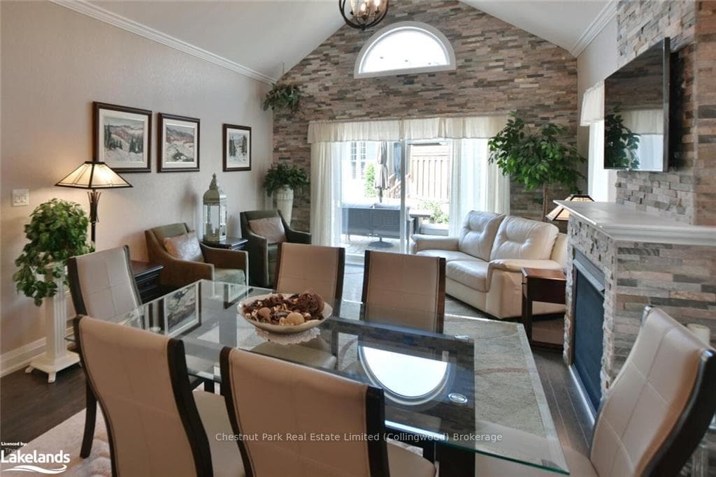 69 KARI Crescent photo 18