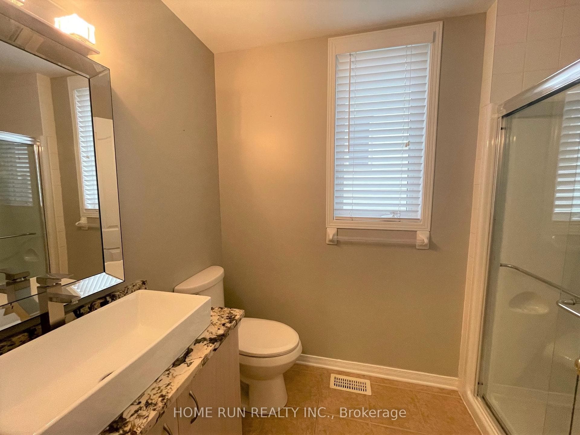 180 Hartsmere Drive photo 18
