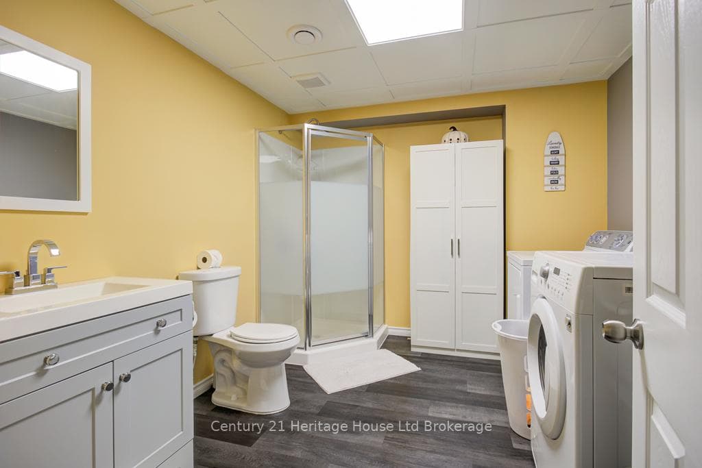 18 Tarry Parkway photo 12