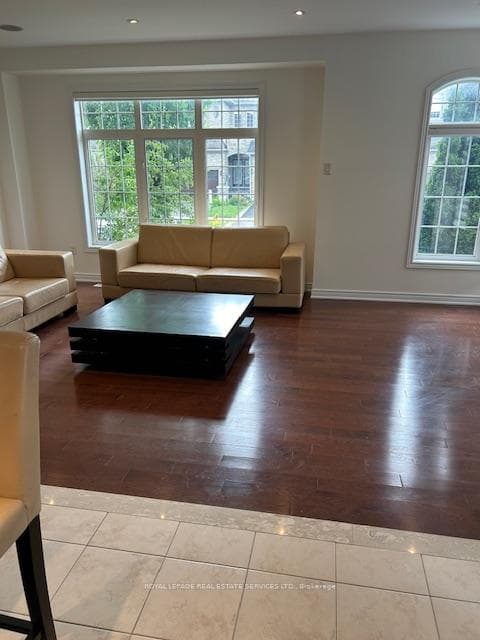 2373 Wasaga Drive photo 6