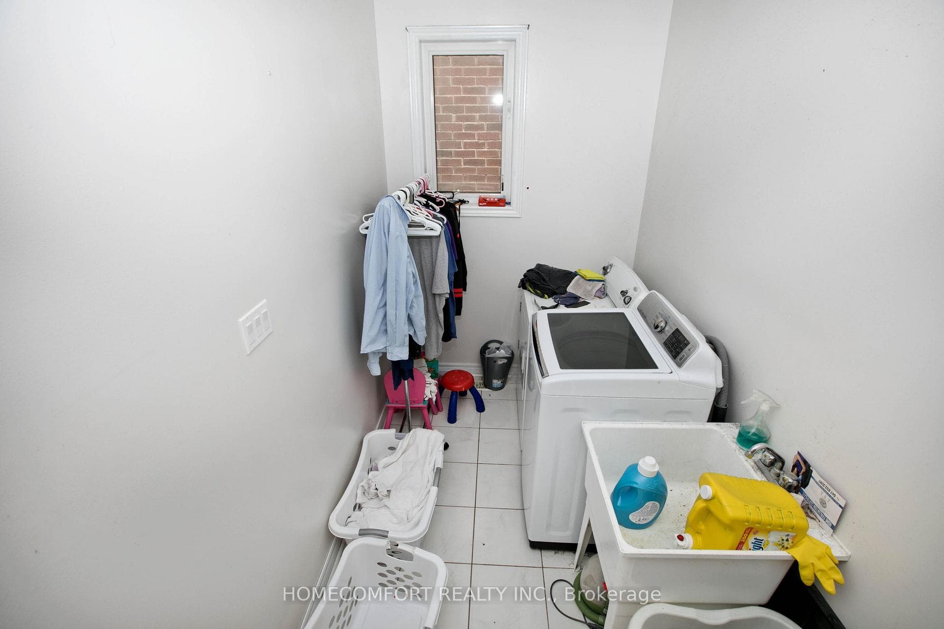 32 Herefordshire Crescent photo 21