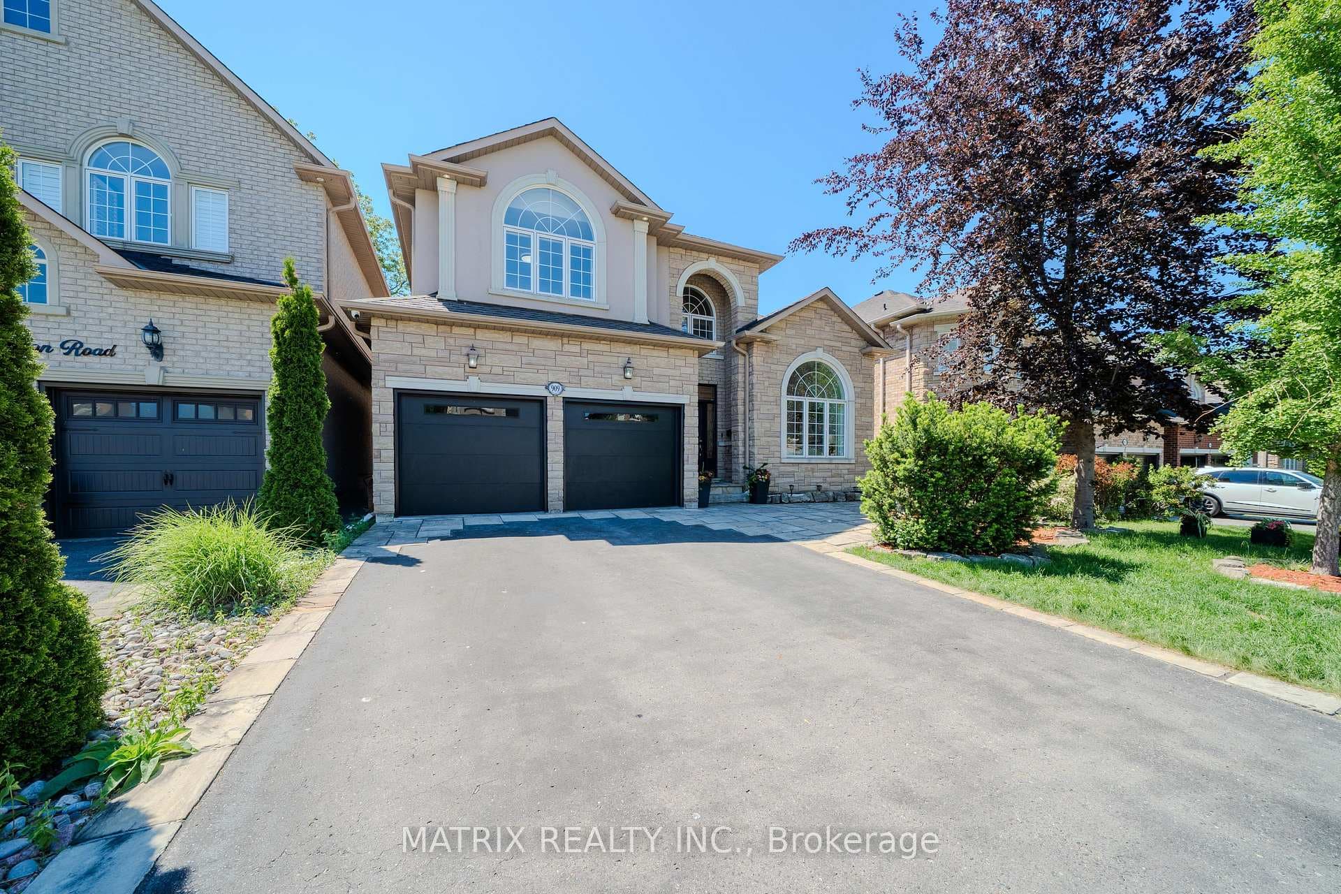 909 Rushton Road photo 3