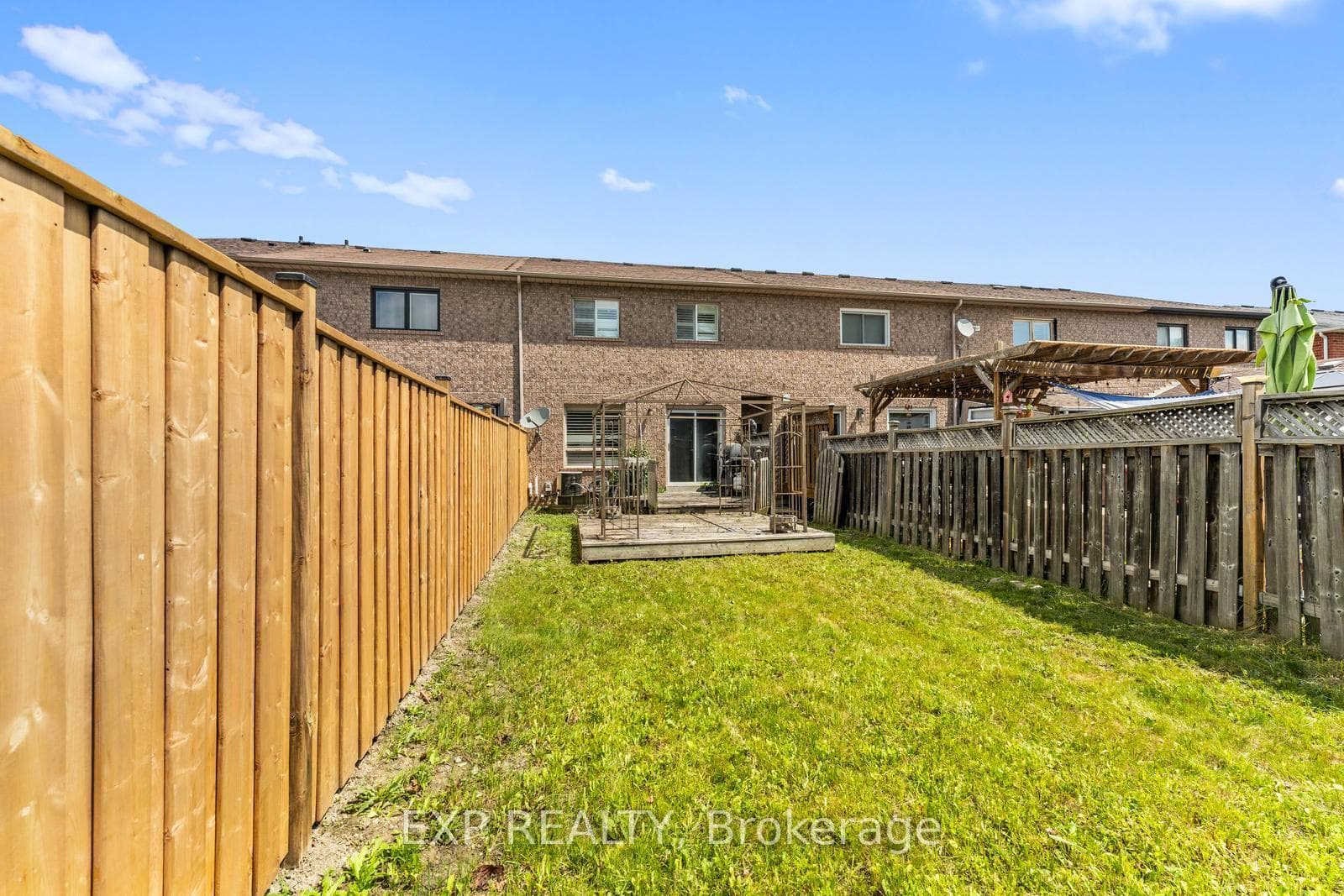46 Waterbury Street photo 38