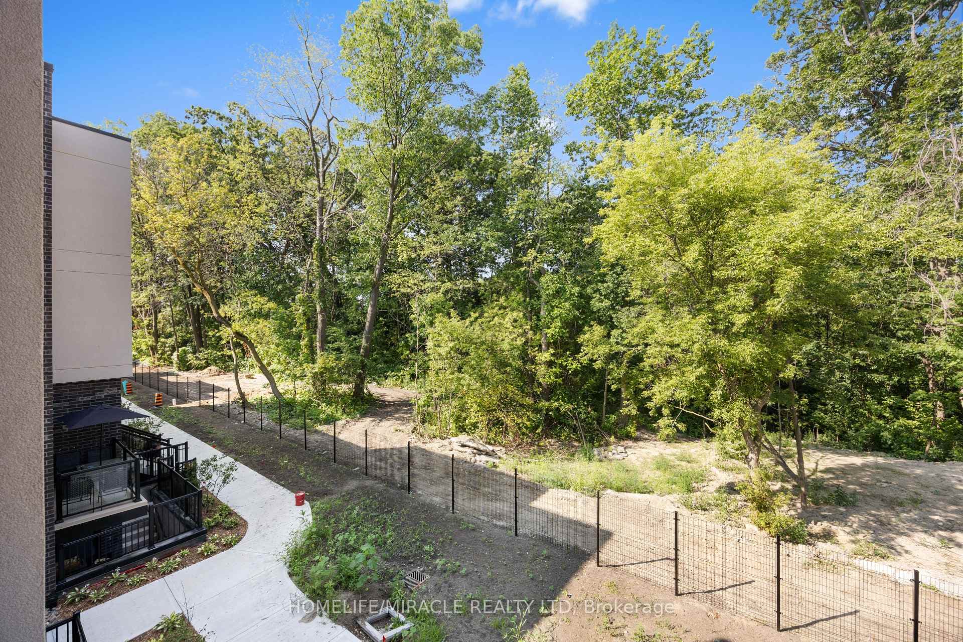 174 Clonmore Drive Unit 9 photo 42