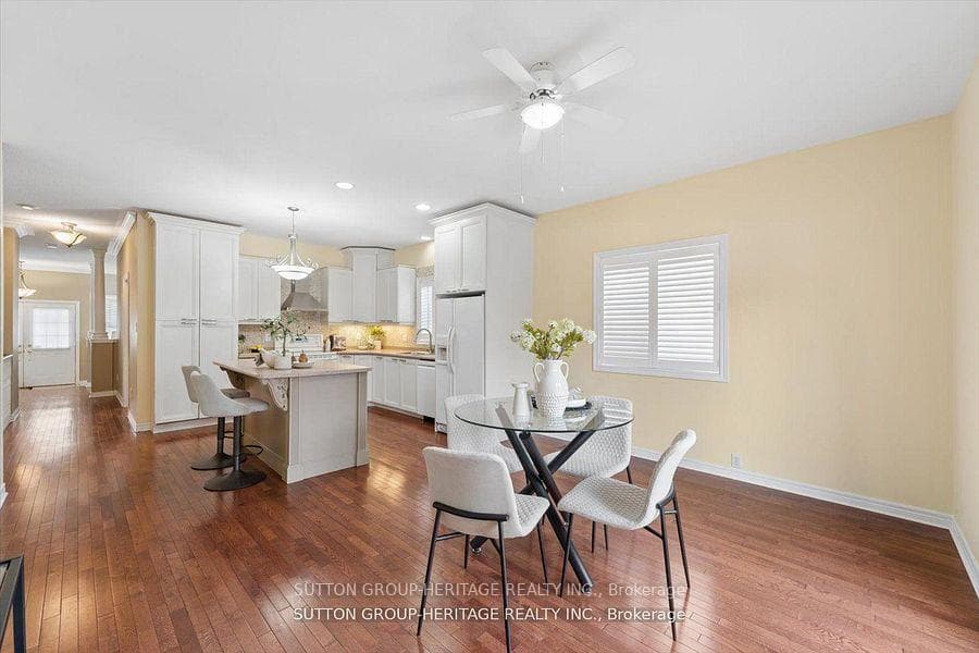 1886 Pine Grove Avenue photo 12