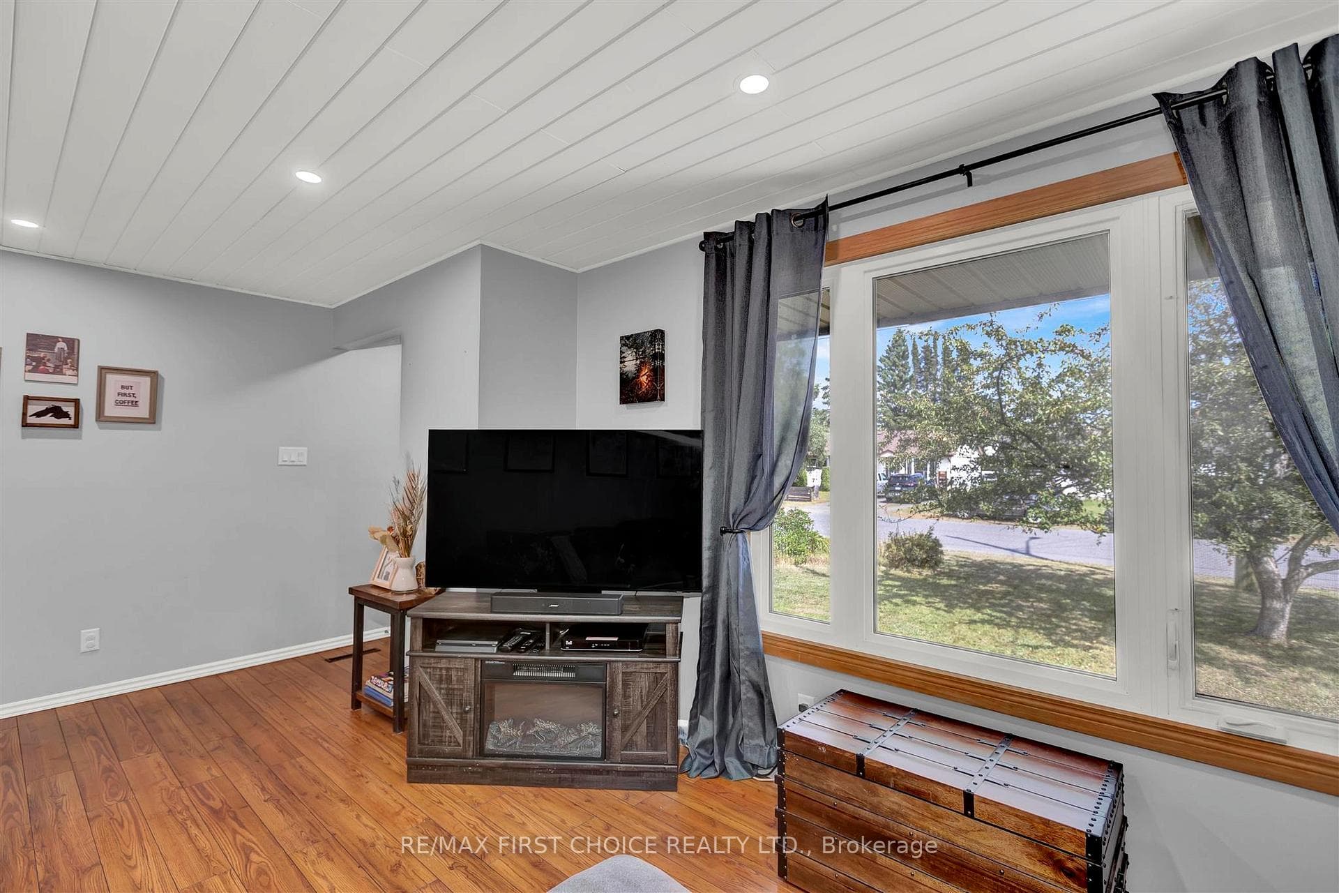 119 Burriss Street photo 14