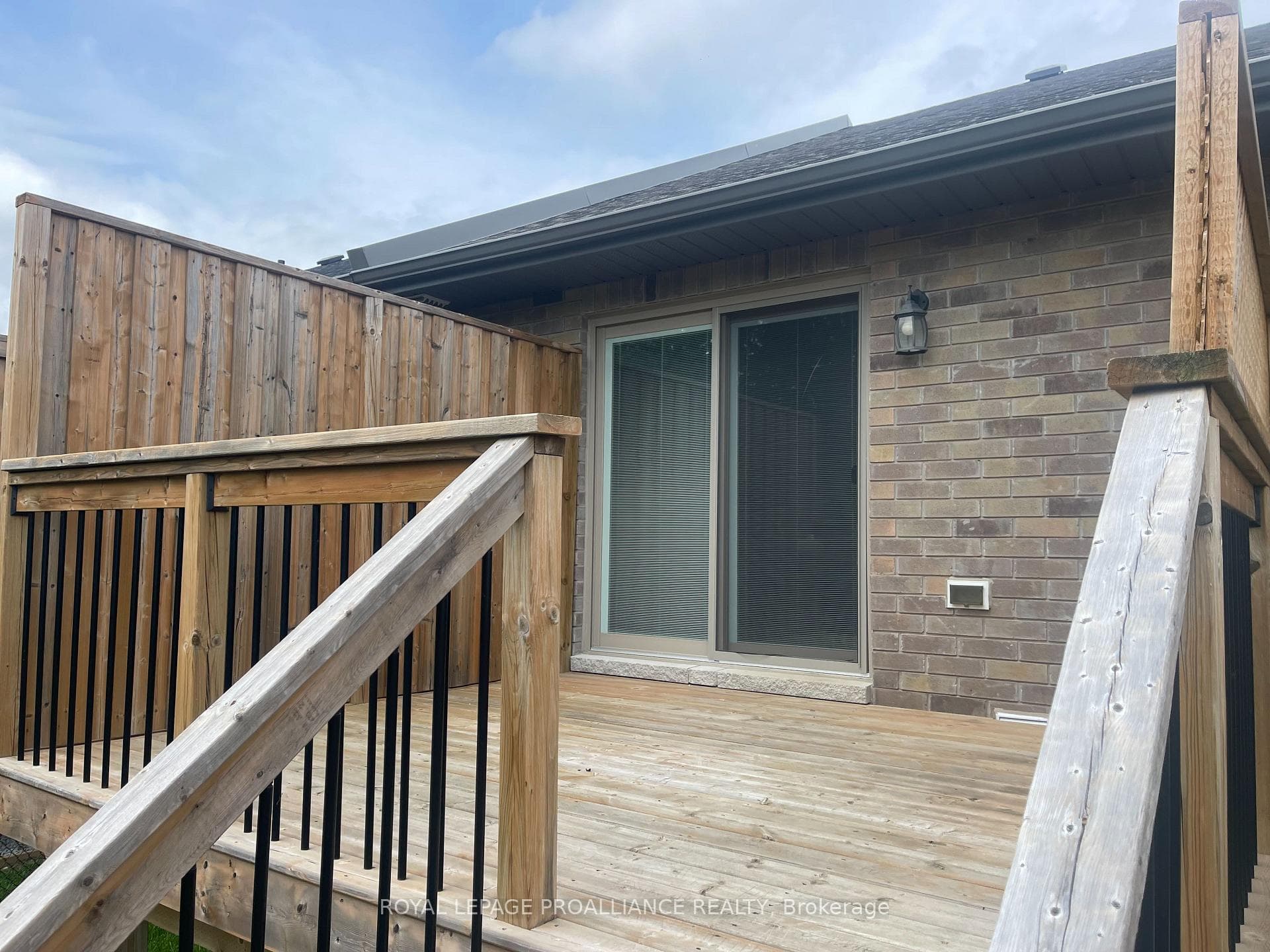 7 Hillside Meadows Drive photo 3