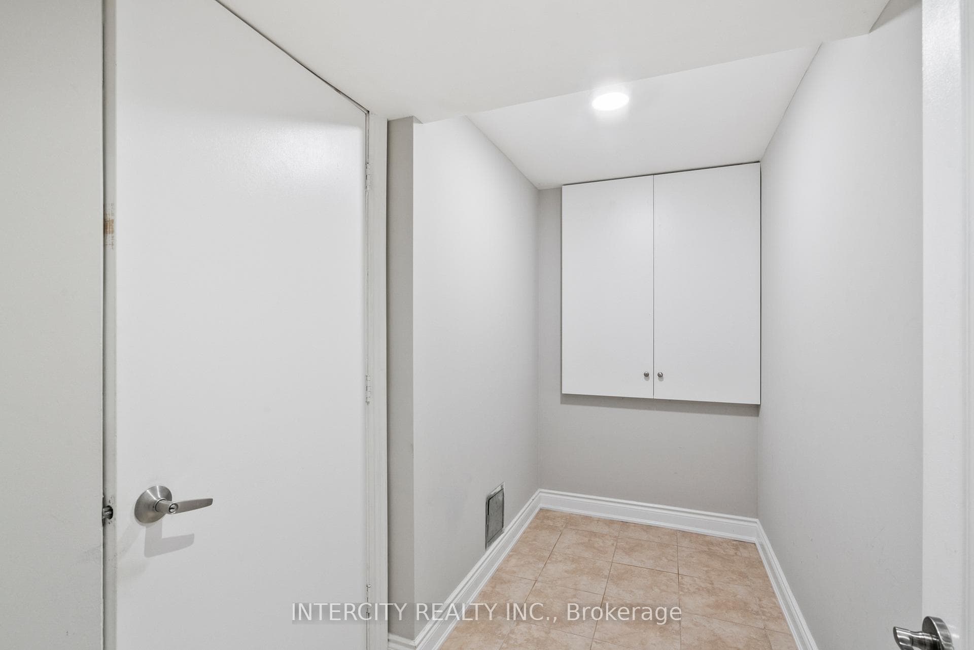 414 Cunningham Drive photo 33