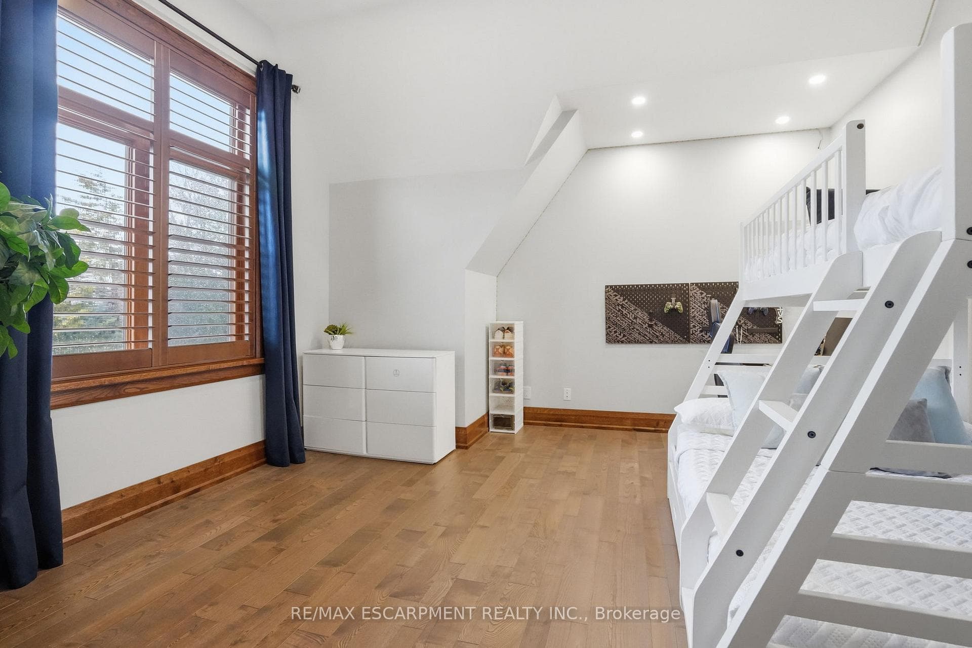630 Kedleston Way photo 30