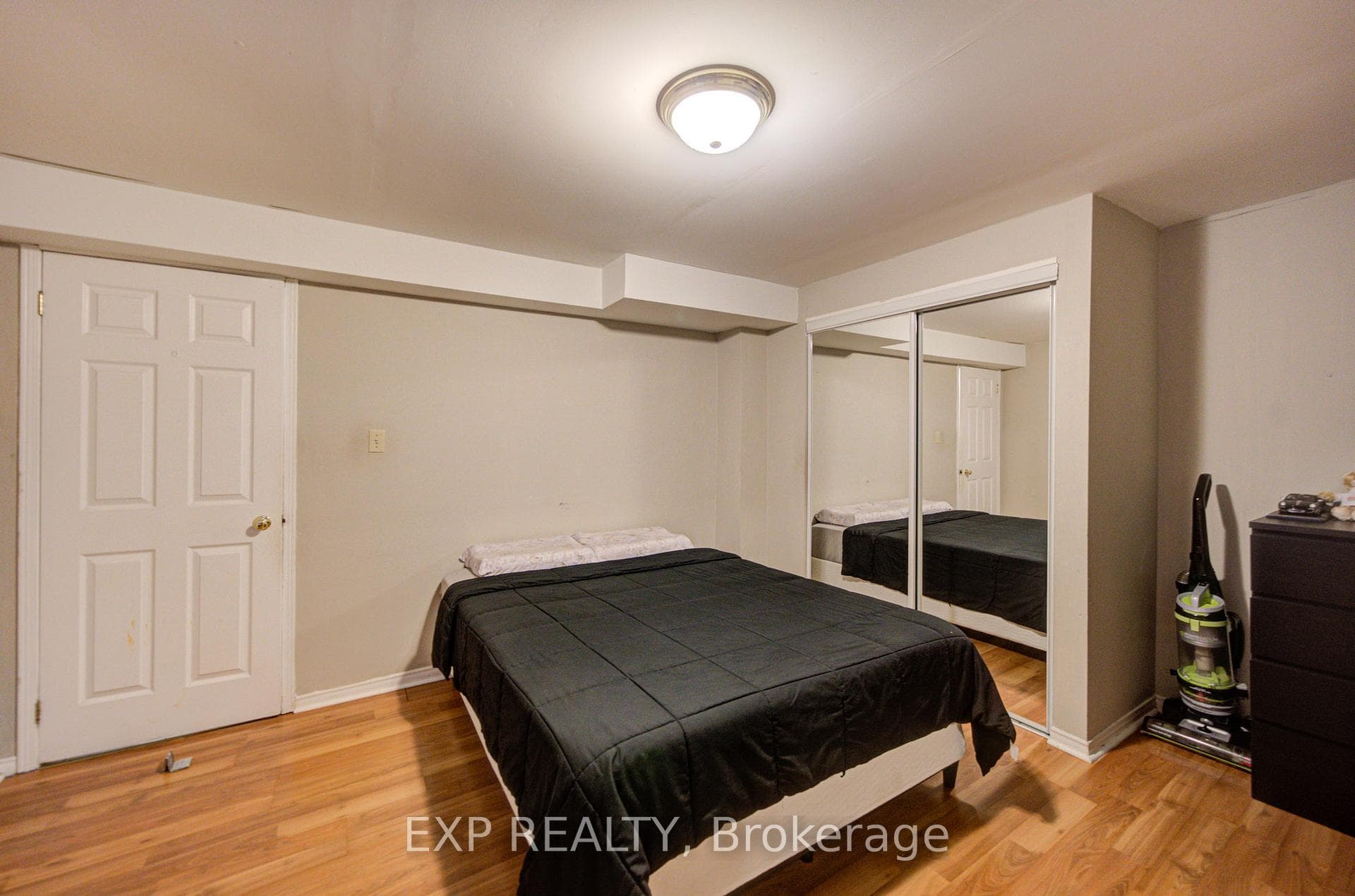59 Yorkland Street photo 47
