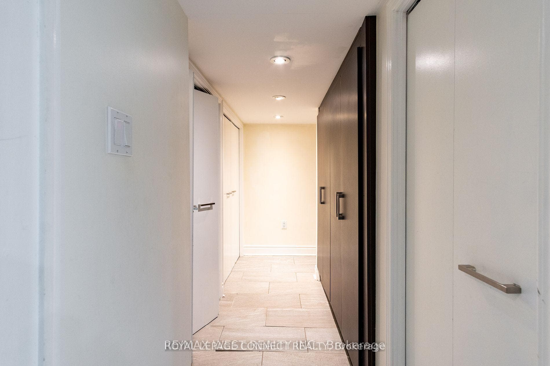 638 Willard Avenue photo 31