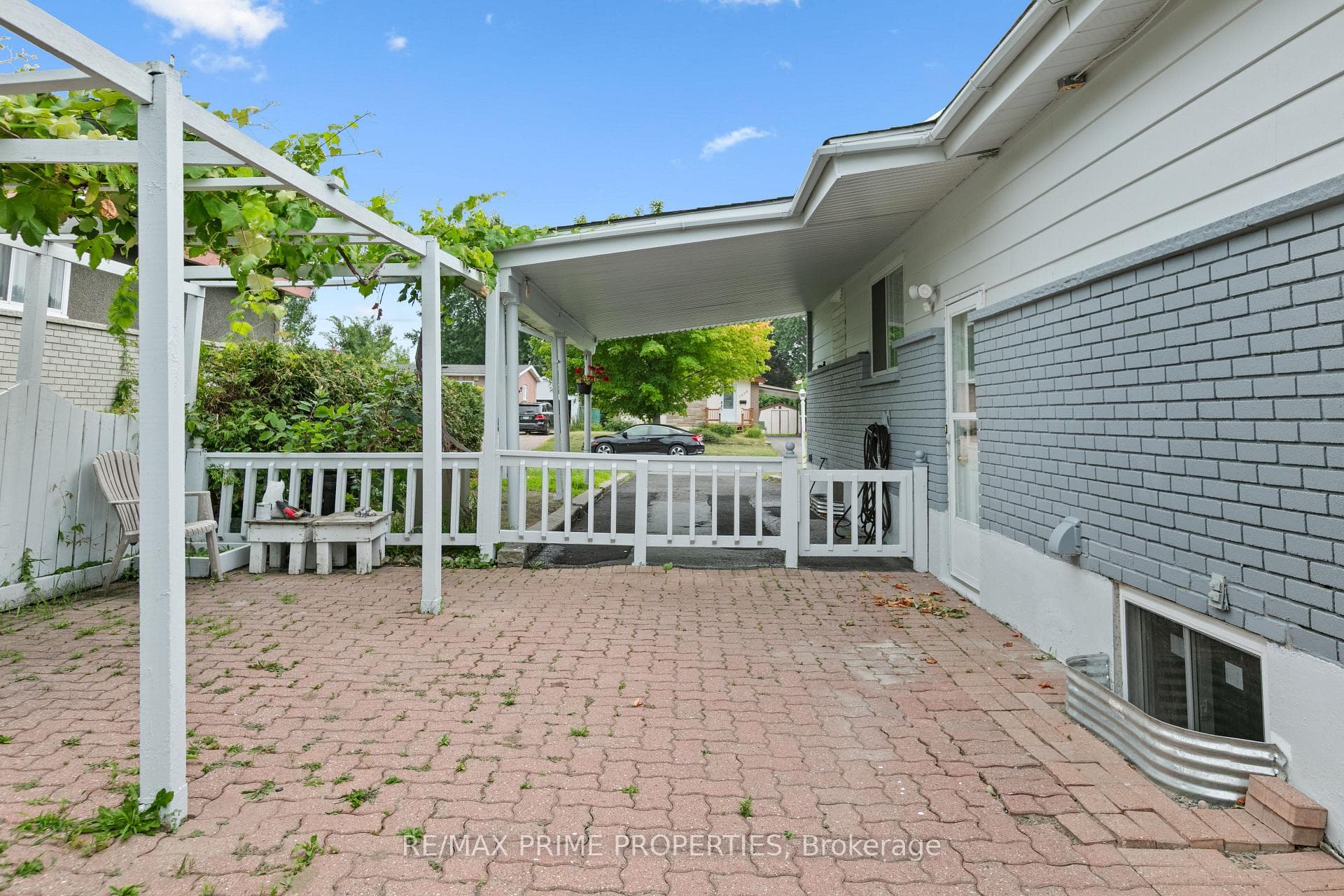 1035 Connery Avenue photo 39