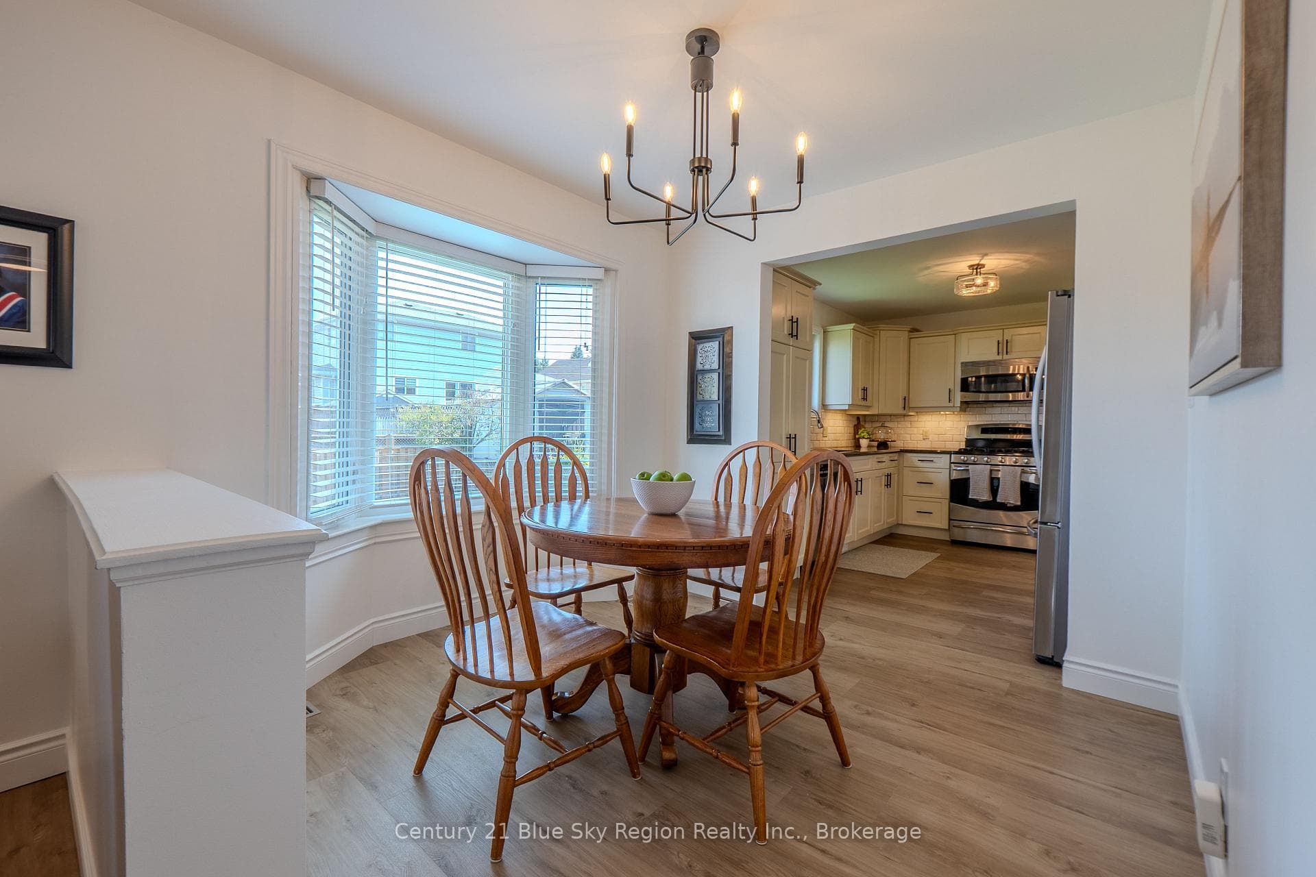 354 Elmwood Avenue photo 13
