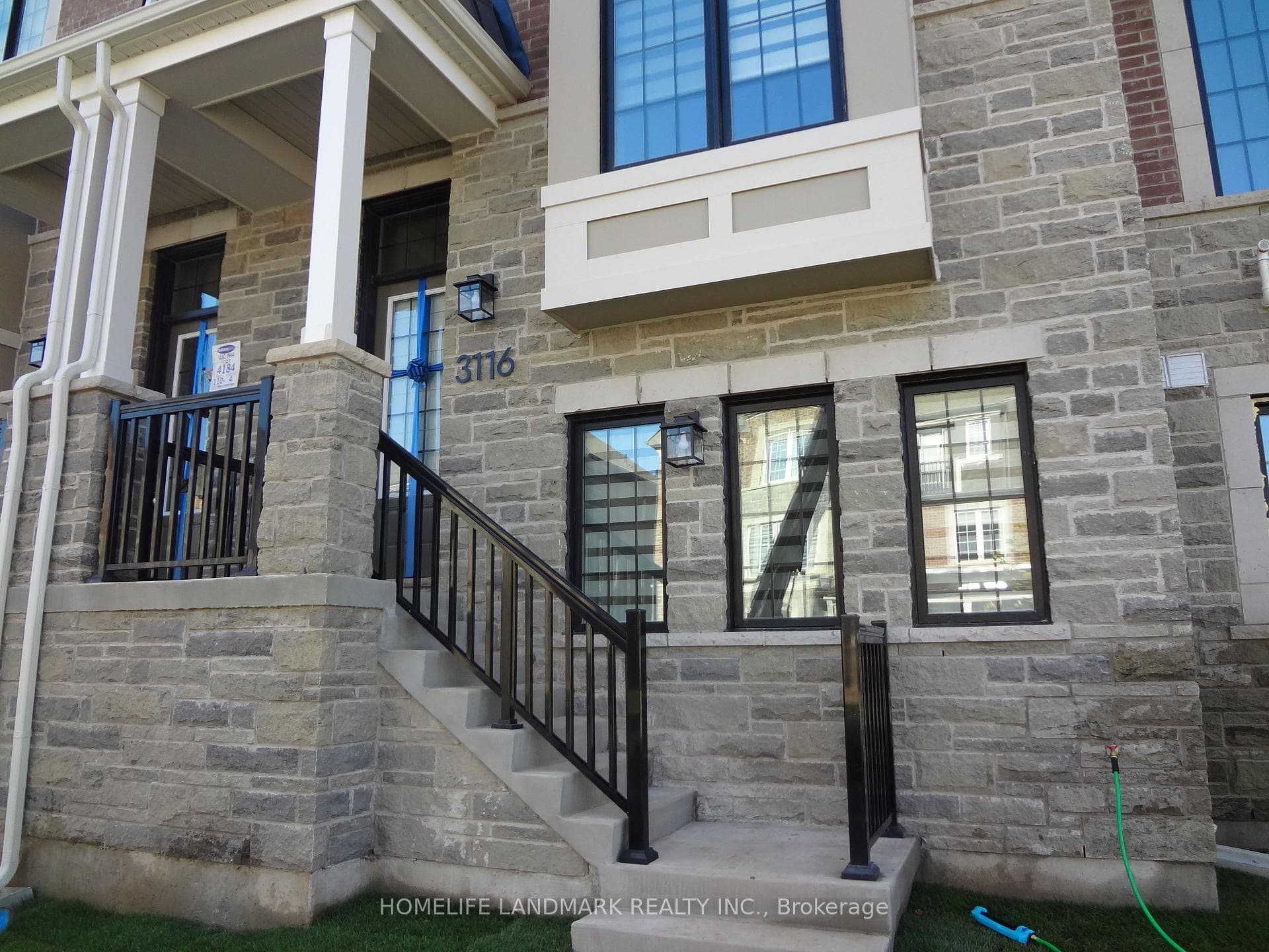 3116 William Cutmore Boulevard photo 2